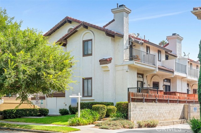 Property photo of 106 S Sierra Madre BL