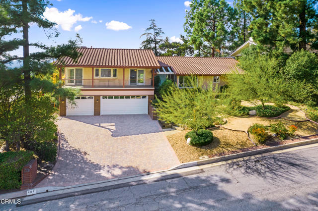 Property photo of 484 Starlight Crest DR