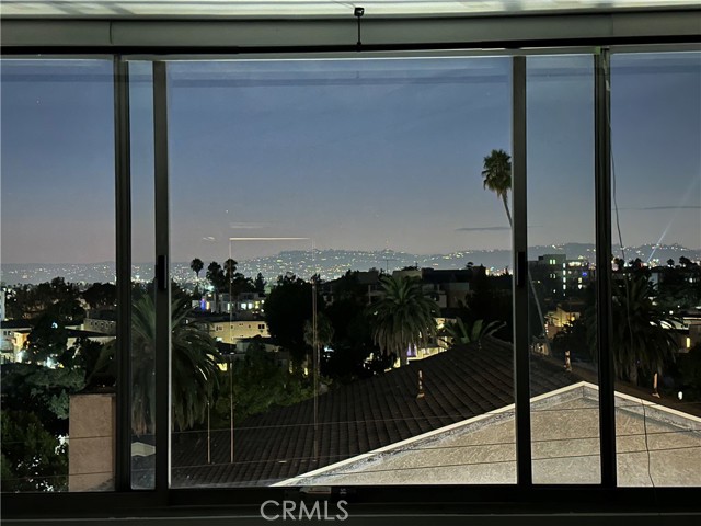 Property photo of 421 S La Fayette Park PL