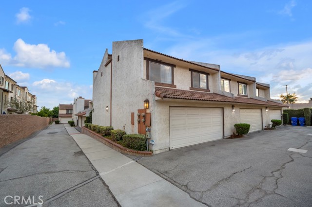 Photo of 938 Huntington