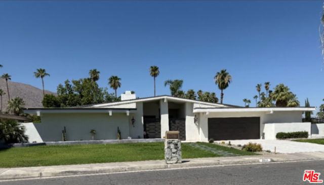 Property photo of 2011 S Tulare DR