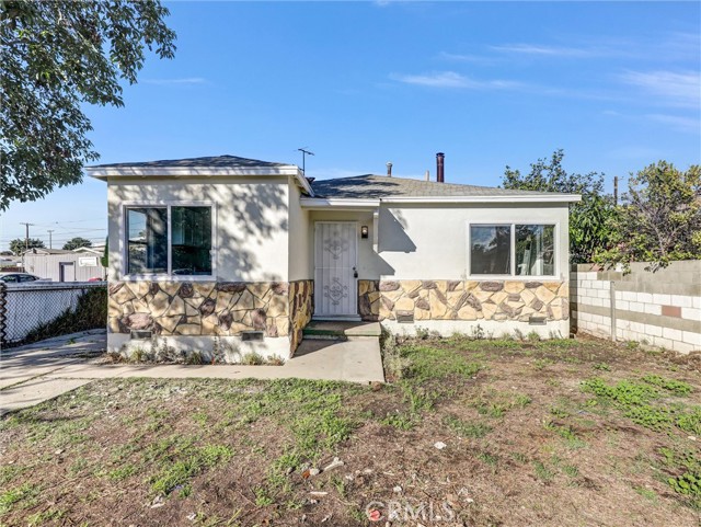 Property photo of 639 E 105th