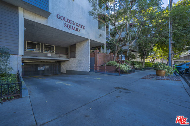 Property photo of 730 W 4th ST