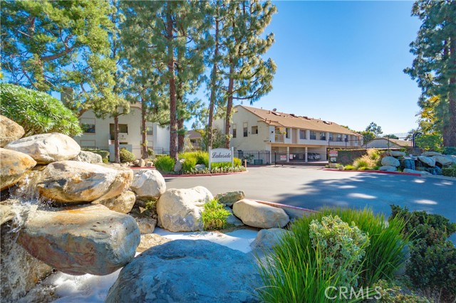 Property photo of 10591 Lakeside