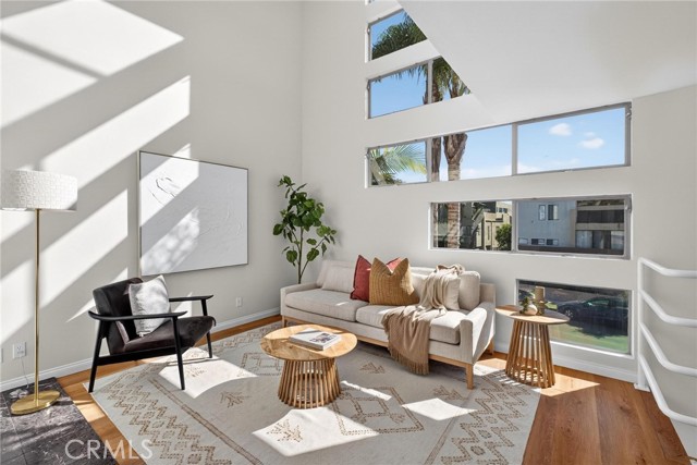 Property photo of 821 Bay St