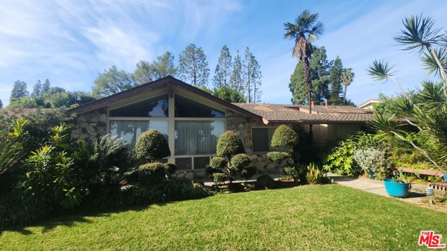 Property photo of 2341 Terraza PL