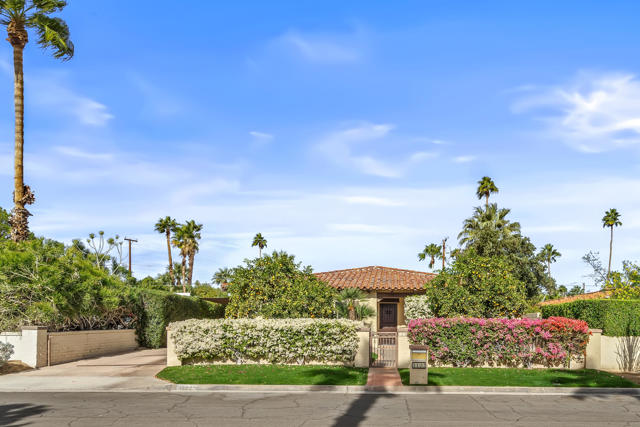 Property photo of 1132 E San Jacinto WY
