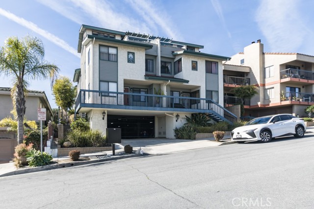 Property photo of 2215 Molino AV