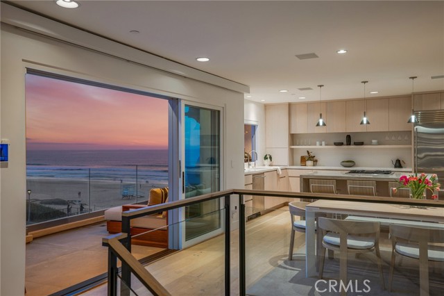 Property photo of 2702 The Strand