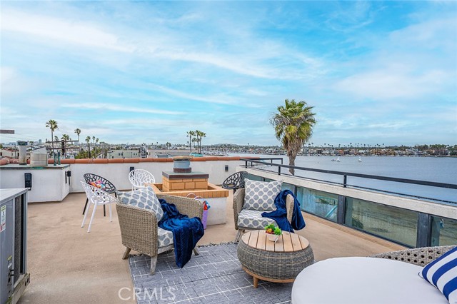 Property photo of 6911 E Ocean BL