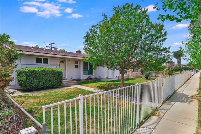 Property photo of 23208 Vanowen ST