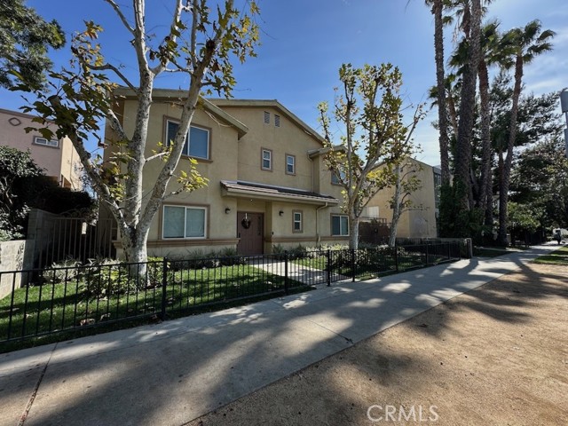 Property photo of 6446 Woodley AV