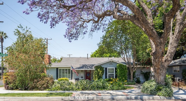 Property photo of 577 S Albertson AV