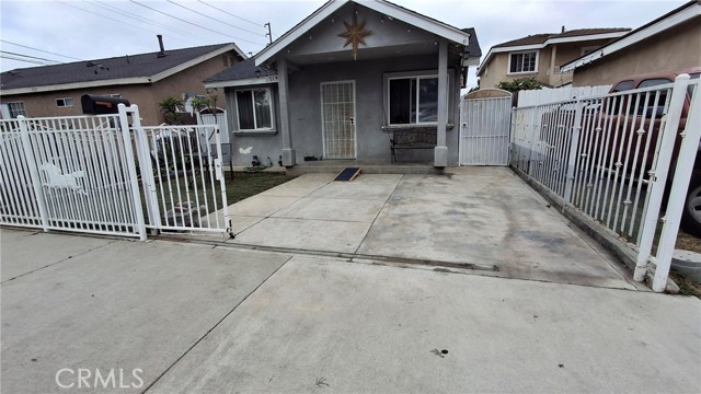 Property photo of 11843 Louise AV