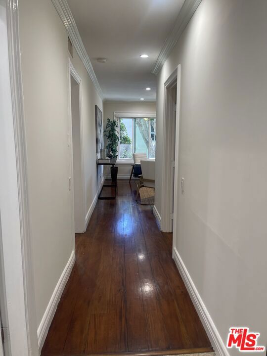 Property photo of 1015 N Kings RD