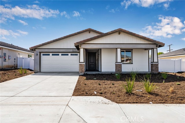 Property photo of 24353 Dunlavy CT