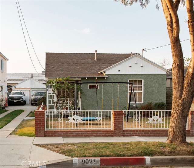 Property photo of 9021 Hegel st