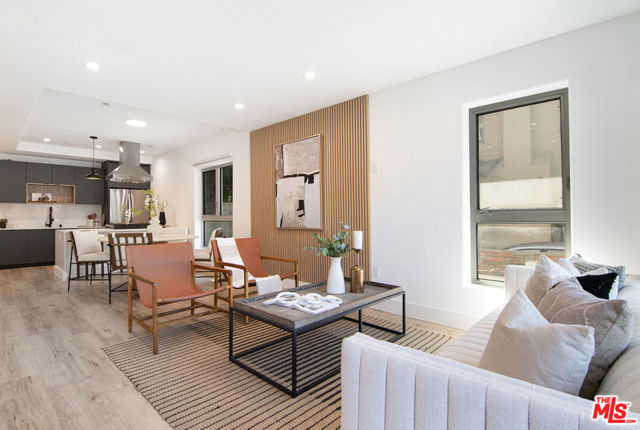Property photo of 1236 N Fairfax AV