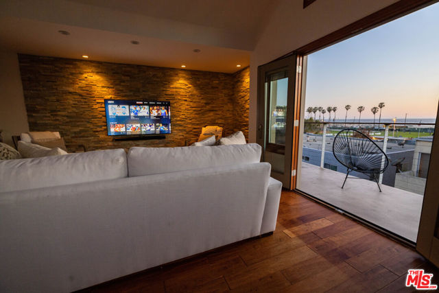 Photo of 6644 Vista Del Mar