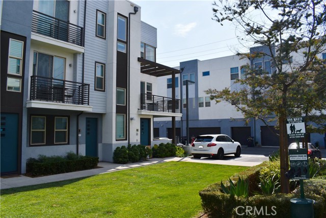 Property photo of 321 Placemark