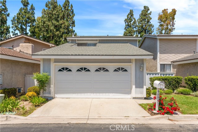 Property photo of 909 S S. Lake Summit DR