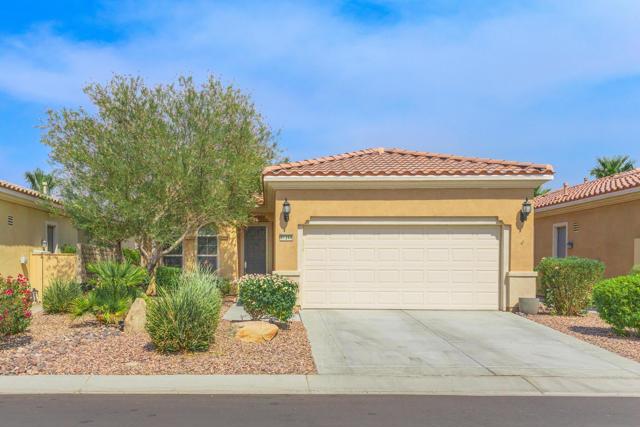 Property photo of 41344 Calle Pampas