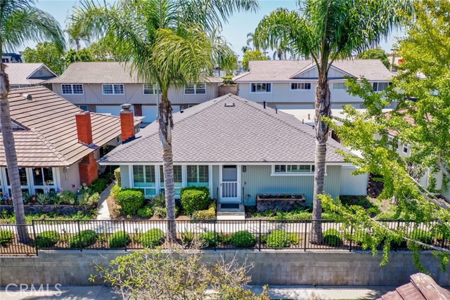 Photo of 16952 Canyon Ln