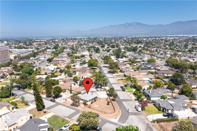 Property photo of 2306 W Cedarwood ST