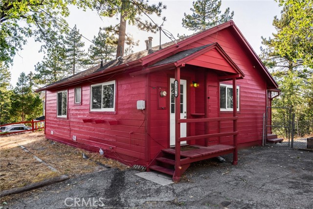 Photo of 32876 Lone Pine Dr