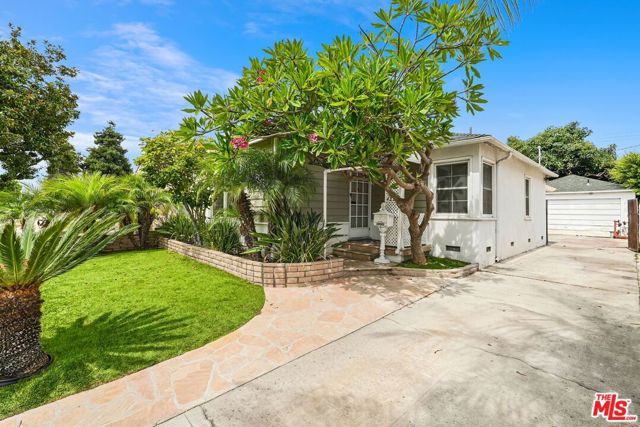 Property photo of 4224 Lyceum AV