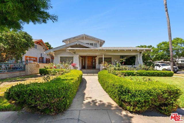 Property photo of 4501 S Budlong AV
