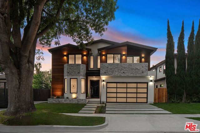 Property photo of 2631 Castle Heights PL