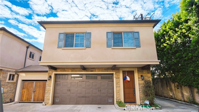 Property photo of 849 W Huntington
