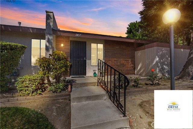 Property photo of 1457 Fredericks LN