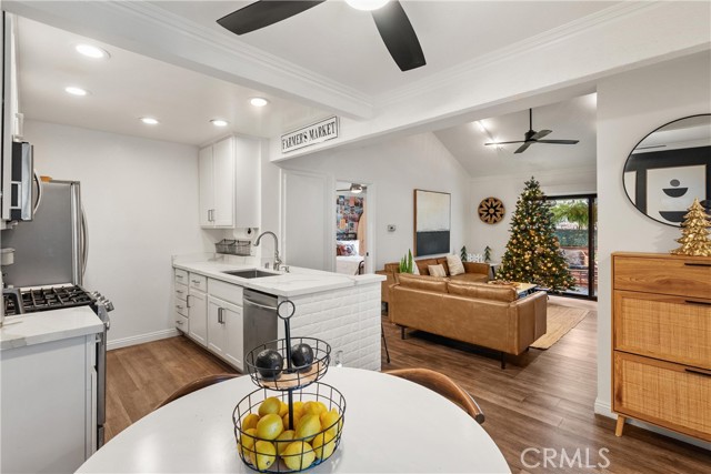 Property photo of 2323 Huntington ST