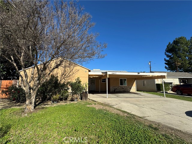 Property photo of 19427 Hart ST