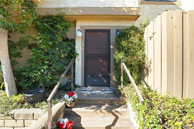 Photo of 137 E Sierra Madre