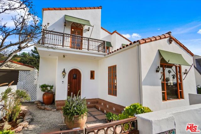 Property photo of 5418 Dahlia DR