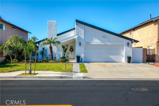 Photo of 11665 Mindanao St