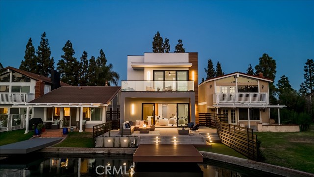 Property photo of 21885 Huron LN