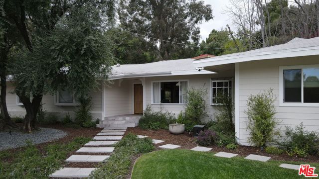 Property photo of 4901 Palo DR