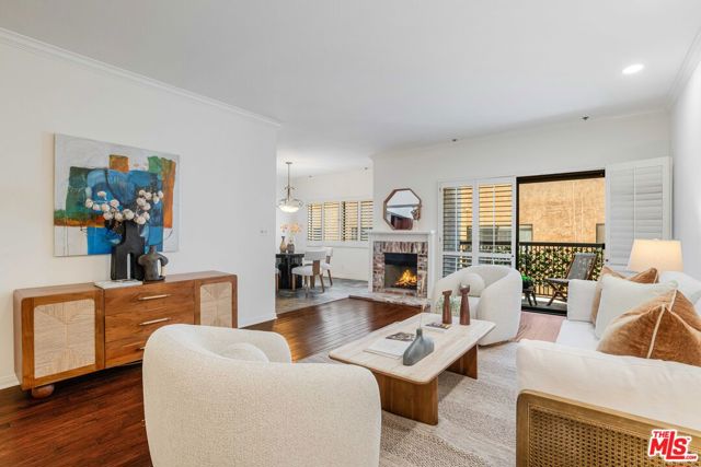 Property photo of 11737 Darlington AV