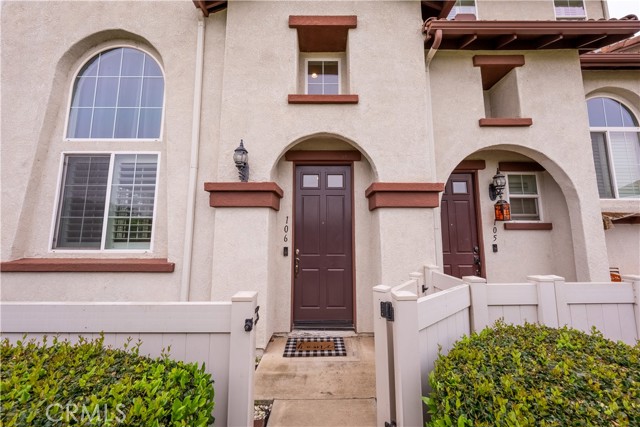 Property photo of 33520 Willow Haven LN