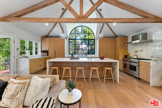Property photo of 3701 Longridge AV