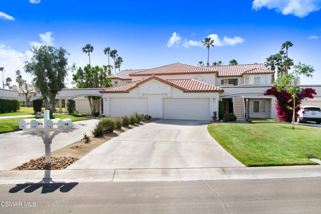 Property photo of 684 Vista Lago CR