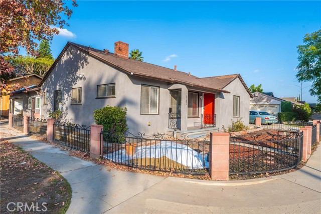 Property photo of 14027 Wyandotte ST