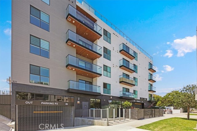 Property photo of 321 S Oxford AV