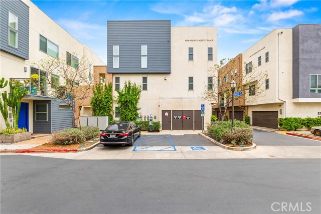 Property photo of 1016 Eucalipto Pl.