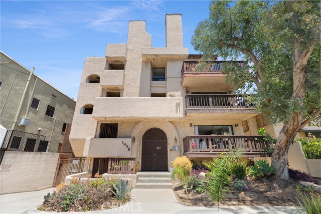 Property photo of 1425 E 2nd ST