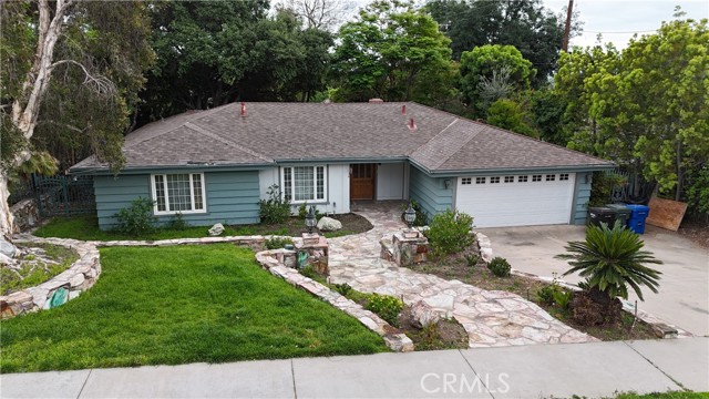 Property photo of 326 E Sierra Madre AV